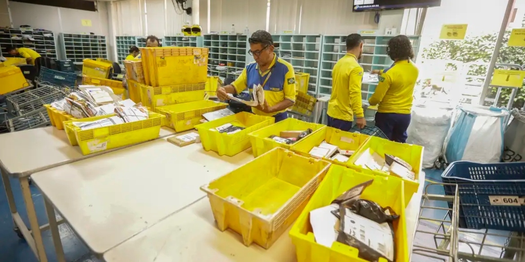 Correios iniciam atendimento sobre descontos indevidos do INSS nesta sexta-feira