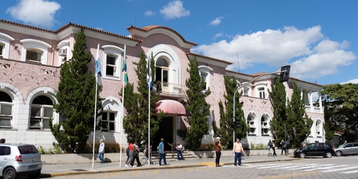 Justiça obriga Prefeitura de Friburgo a manter mesmo número de vagas e carga horária de anos anteriores na educação infantil