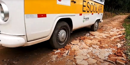Más condições das estradas fazem transporte escolar ser suspenso na localidade de Macaé de Cima, em Friburgo