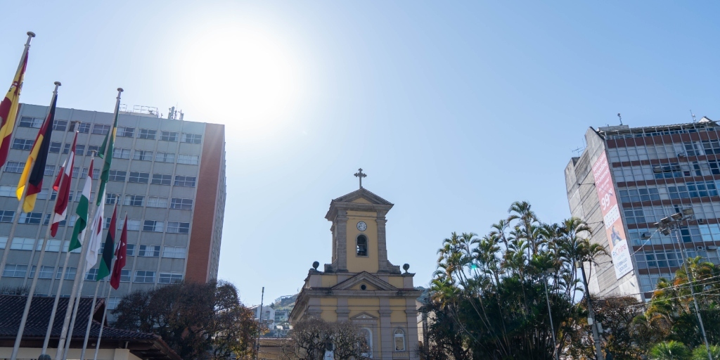 Inmet emite alerta de perigo potencial para altas temperaturas no Rio, com reflexos no interior