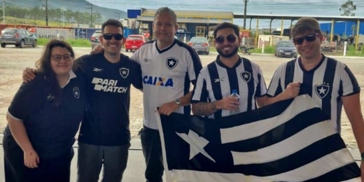 Botafoguenses de Nova Friburgo viajam de carro até a Argentina para ver o clube na final da Libertadores