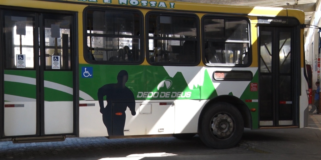 Gratuidade para idosos com 60 a 64 anos é mantida em Teresópolis; prefeitura terá que realizar repasse mensal a empresas