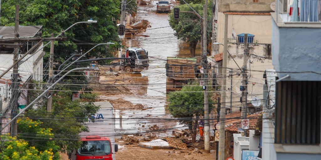 Nova Friburgo tem pontos de arrecadação para doações às vítimas das chuvas em Juiz de Fora e Ubá