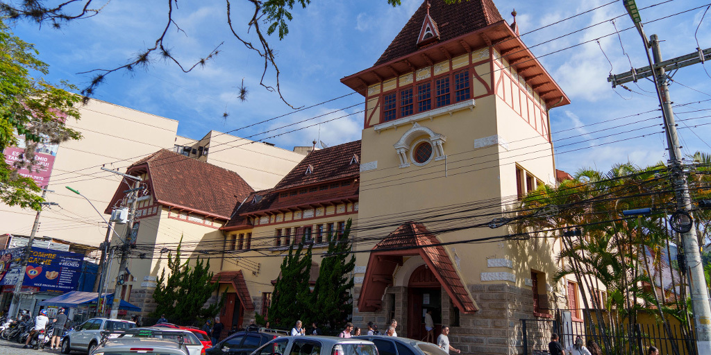 Resultado da 1ª fase de matrícula da rede estadual de ensino do Rio de Janeiro já está disponível