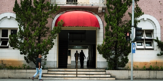 Prefeito de Nova Friburgo confirma reajuste em 5,4% nos salários dos servidores do magistério municipal